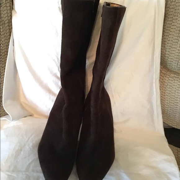 Manolo Blahnik suede heeled boots - Picture 3 of 5